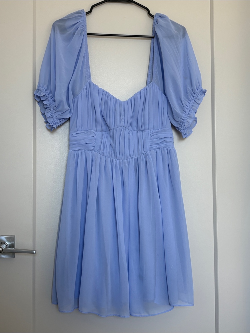 Abercrombie & Fitch Lilac Puff Sleeve Mini Dress SZ S with pockets!